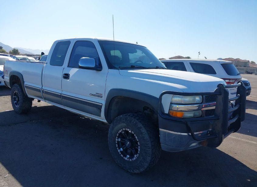 2001 Chevrolet Silverado 2500HD LS/LT (VIN 1GCHK29181E210323) main photo