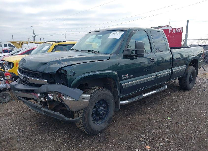 Photo 2 of 2002 Chevrolet Silverado 2500HD LS (VIN 1GCHK29182E199275)