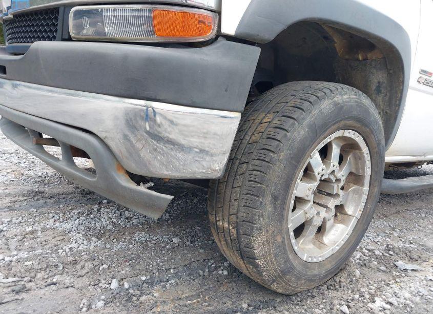 Photo 6 of 2002 Chevrolet Silverado 2500HD (VIN 1GCHK29182E239600)