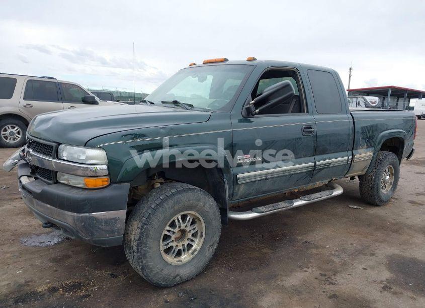 Photo 2 of 2002 Chevrolet Silverado 2500HD LS (VIN 1GCHK29192E187703)