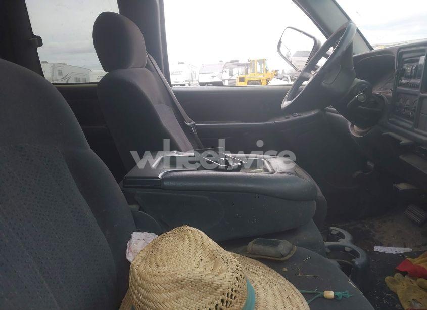 Photo 5 of 2002 Chevrolet Silverado 2500HD LS (VIN 1GCHK29192E187703)