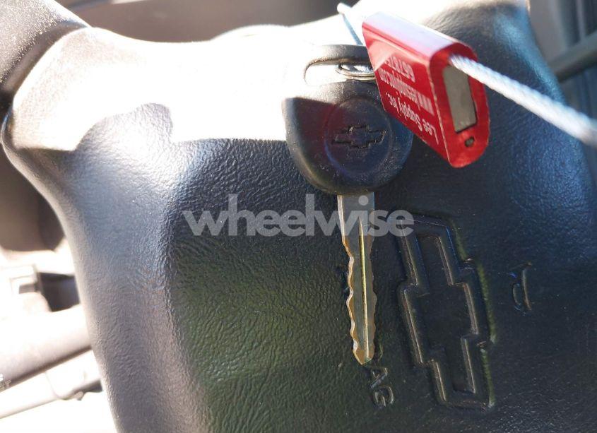 Photo 11 of 2001 Chevrolet Silverado 2500HD LT (VIN 1GCHK291X1E305157)