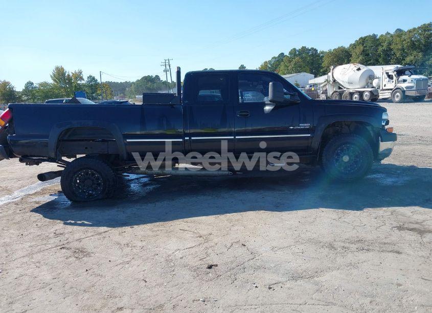 Photo 14 of 2001 Chevrolet Silverado 2500HD LT (VIN 1GCHK291X1E305157)