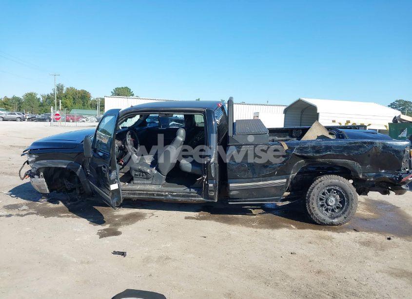 Photo 6 of 2001 Chevrolet Silverado 2500HD LT (VIN 1GCHK291X1E305157)