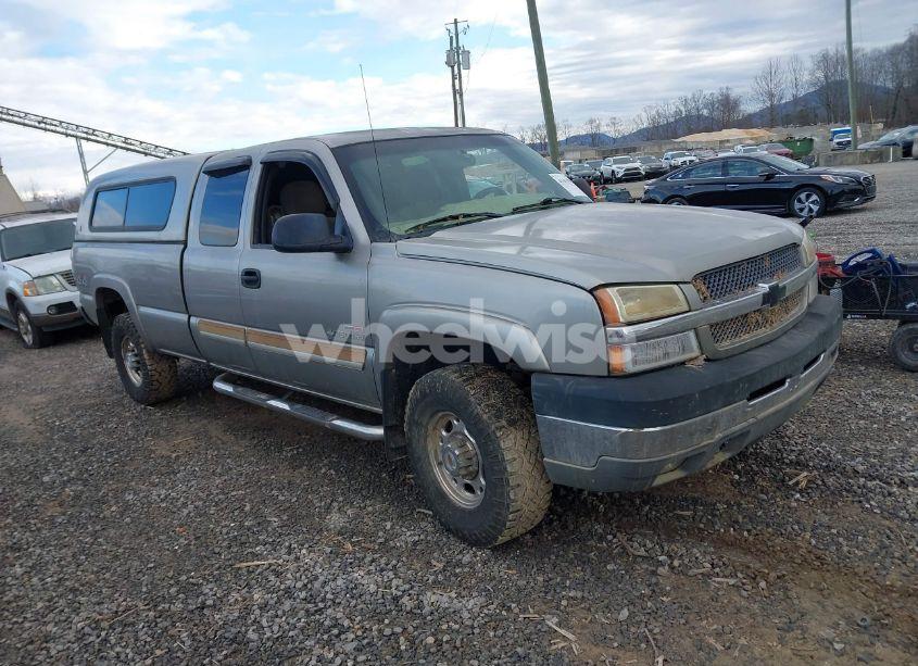 2003 Chevrolet Silverado 2500HD LS (VIN 1GCHK291X3E108220) main photo