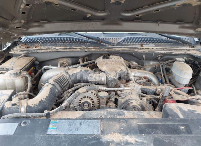 Photo 10 of 2003 Chevrolet Silverado 2500HD LS (VIN 1GCHK291X3E108220)