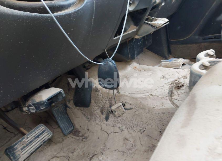 Photo 11 of 2003 Chevrolet Silverado 2500HD LS (VIN 1GCHK291X3E108220)