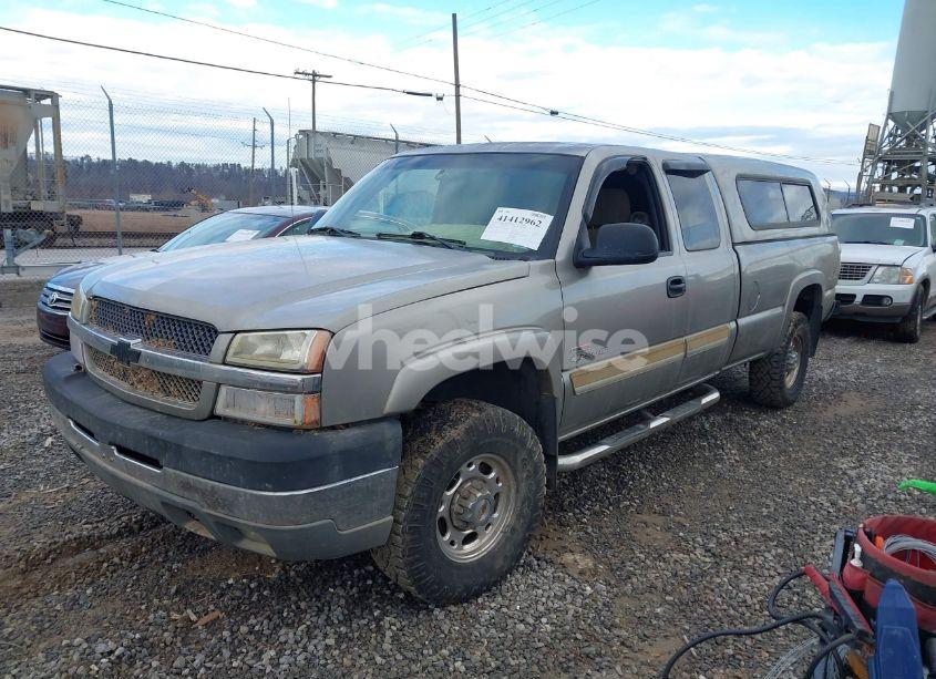 Photo 2 of 2003 Chevrolet Silverado 2500HD LS (VIN 1GCHK291X3E108220)