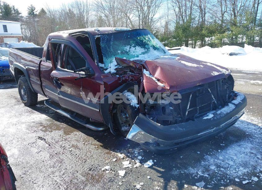 2003 Chevrolet Silverado 2500HD LS/LT (VIN 1GCHK291X3E323547) main photo