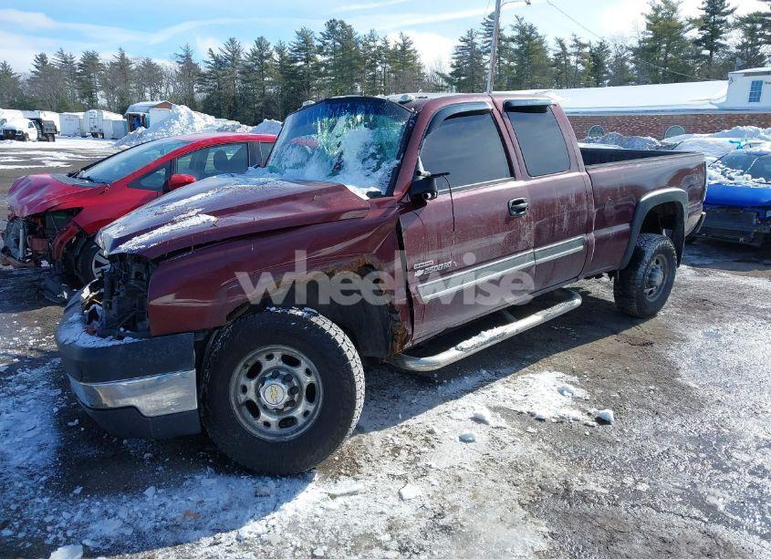 Photo 2 of 2003 Chevrolet Silverado 2500HD LS/LT (VIN 1GCHK291X3E323547)