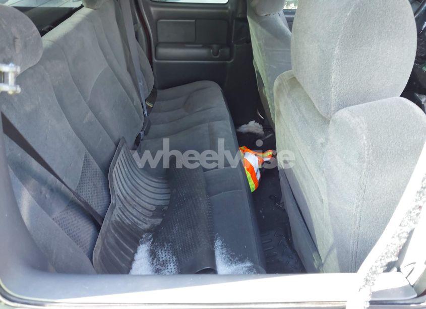 Photo 8 of 2003 Chevrolet Silverado 2500HD LS/LT (VIN 1GCHK291X3E323547)