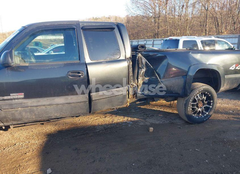 Photo 6 of 2004 Chevrolet Silverado 2500HD LS (VIN 1GCHK29224E242665)