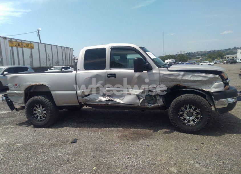 Photo 6 of 2004 Chevrolet Silverado 2500HD LS (VIN 1GCHK29224E249020)