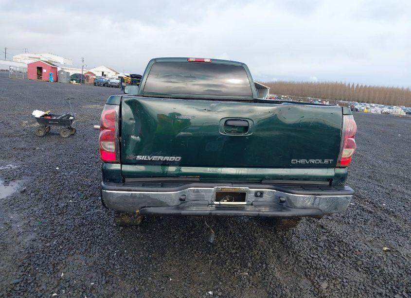 Photo 16 of 2005 Chevrolet Silverado 2500HD LS (VIN 1GCHK29235E172949)