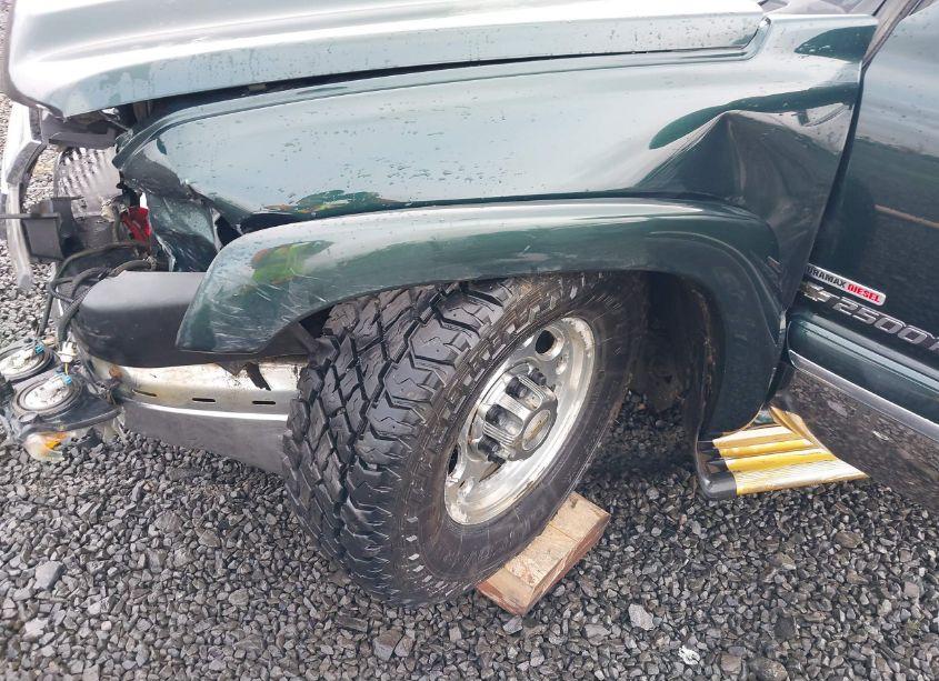 Photo 18 of 2005 Chevrolet Silverado 2500HD LS (VIN 1GCHK29235E172949)