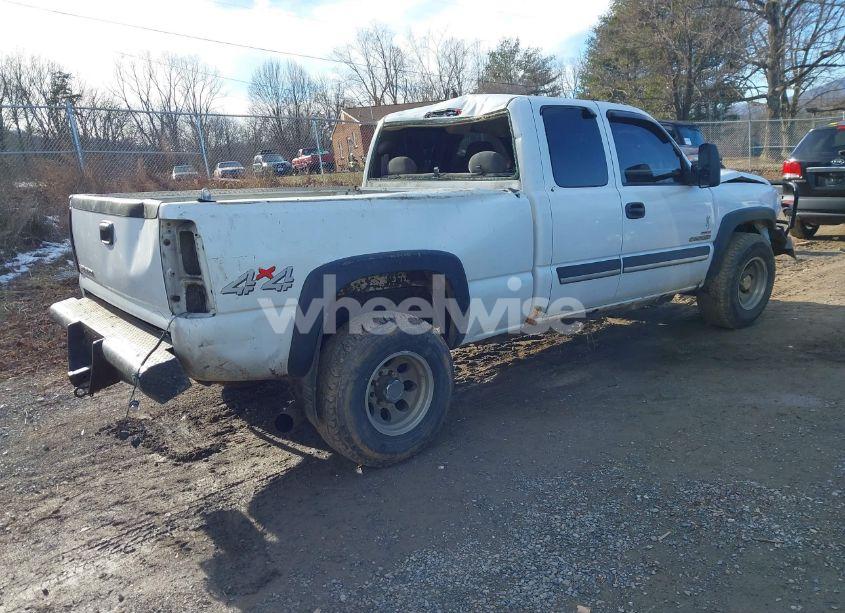 Photo 4 of 2004 Chevrolet Silverado 2500HD (VIN 1GCHK29254E311428)