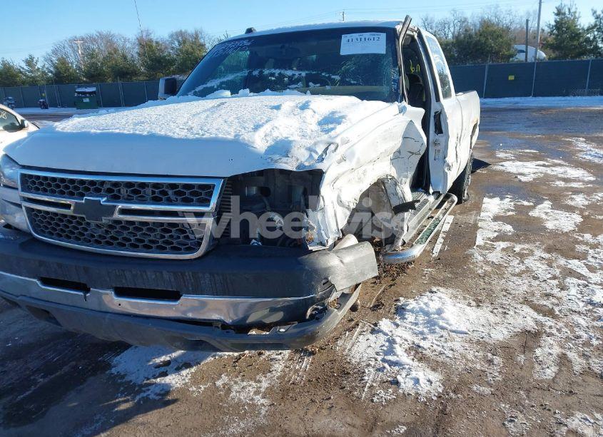 Photo 6 of 2005 Chevrolet Silverado 2500HD LS (VIN 1GCHK29295E323096)