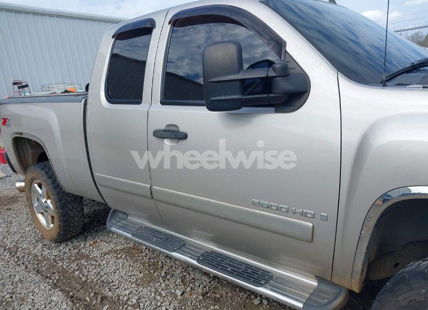 Photo 13 of 2008 Chevrolet Silverado 2500HD LT2 (VIN 1GCHK29608E107676)