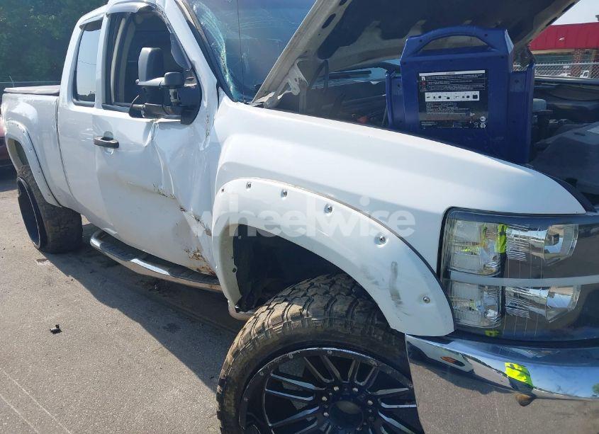 Photo 6 of 2008 Chevrolet Silverado 2500HD WORK TRUCK (VIN 1GCHK29618E211352)