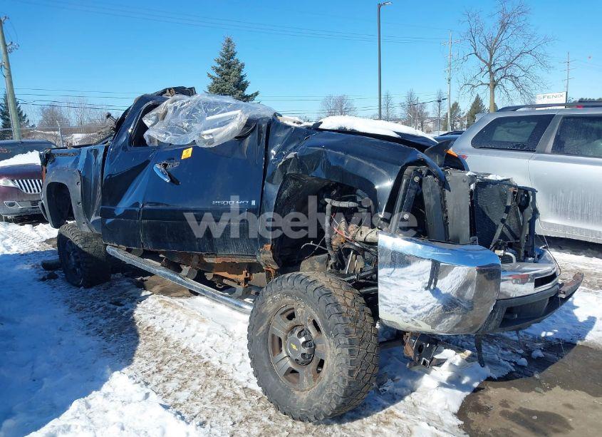 2007 Chevrolet Silverado 2500HD LT1/LT2/LTZ/WORK TRUCK (VIN 1GCHK29637E519461) main photo