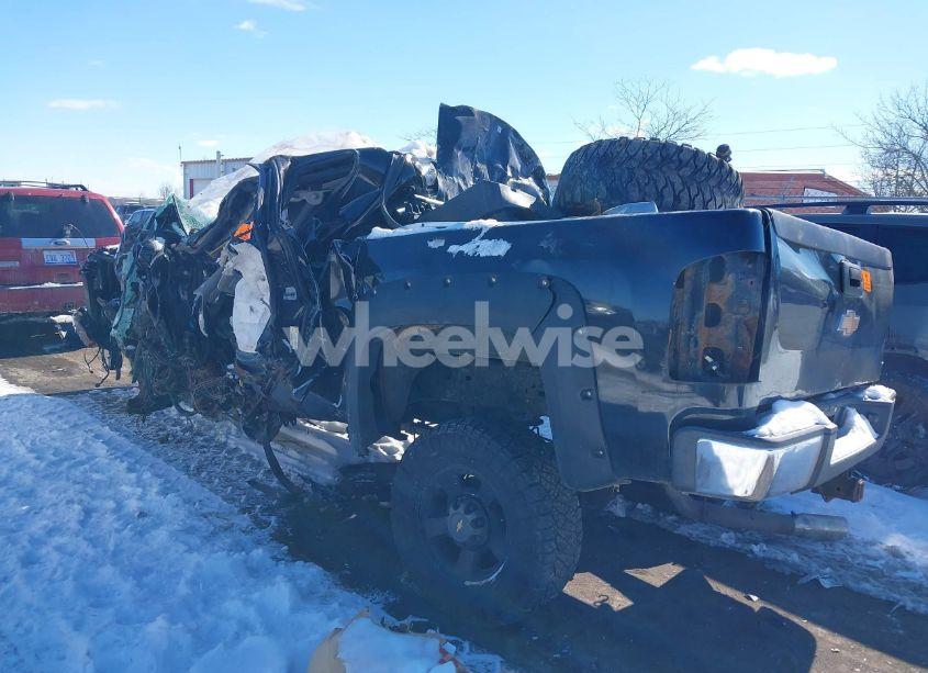 Photo 3 of 2007 Chevrolet Silverado 2500HD LT1/LT2/LTZ/WORK TRUCK (VIN 1GCHK29637E519461)