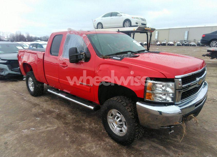 2008 Chevrolet Silverado 2500HD LTZ (VIN 1GCHK29648E183188) main photo