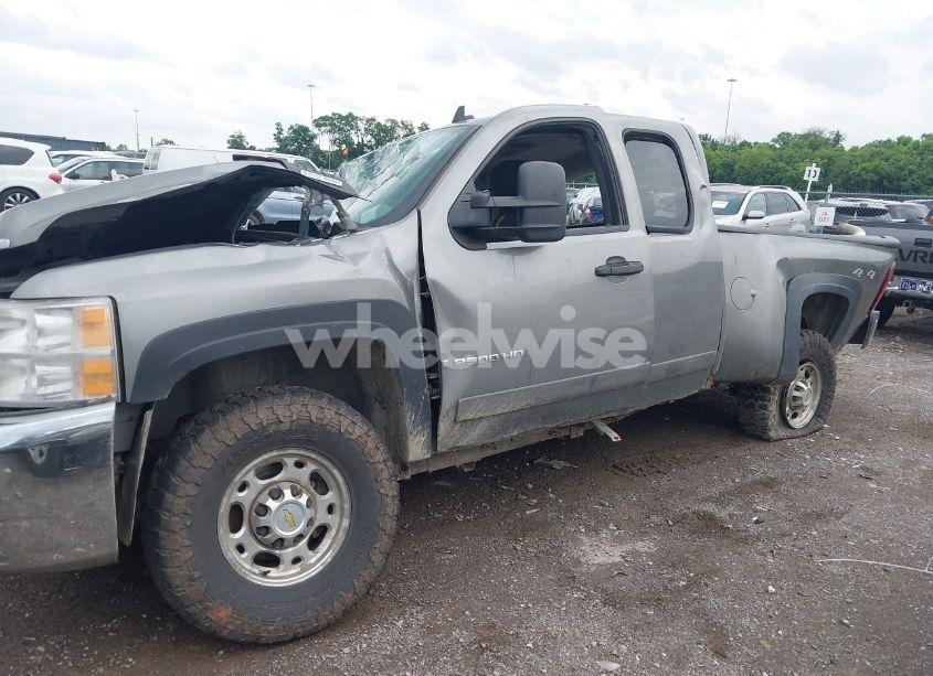 Photo 2 of 2008 Chevrolet Silverado 2500HD LT1 (VIN 1GCHK29698E151210)