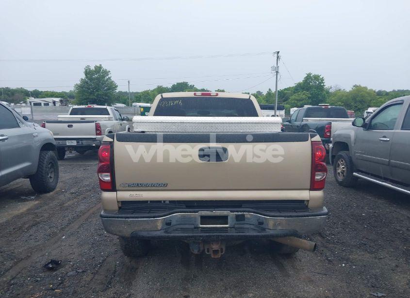 Photo 16 of 2007 Chevrolet Silverado 2500HD CLASSIC LT1 (VIN 1GCHK29D07E141713)