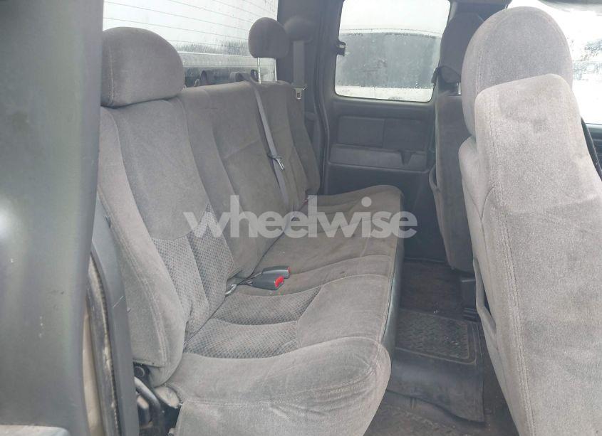 Photo 8 of 2007 Chevrolet Silverado 2500HD CLASSIC LT1 (VIN 1GCHK29D07E141713)