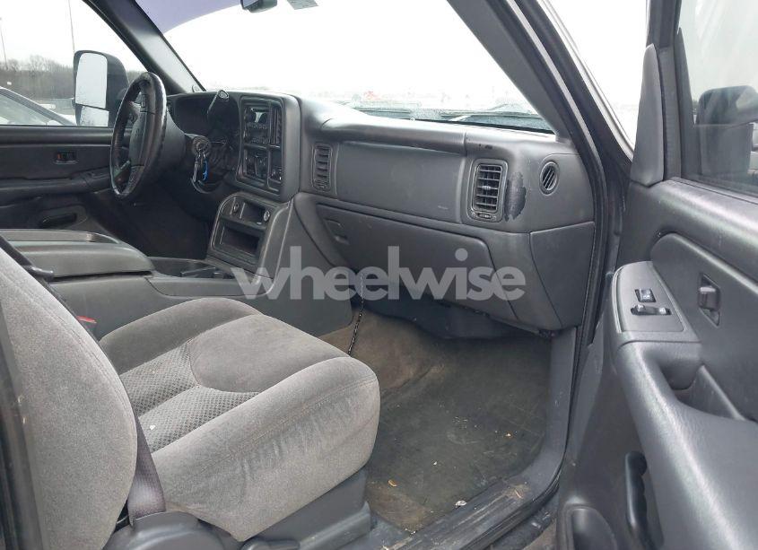 Photo 5 of 2006 Chevrolet Silverado 2500HD LT2 (VIN 1GCHK29D16E287438)