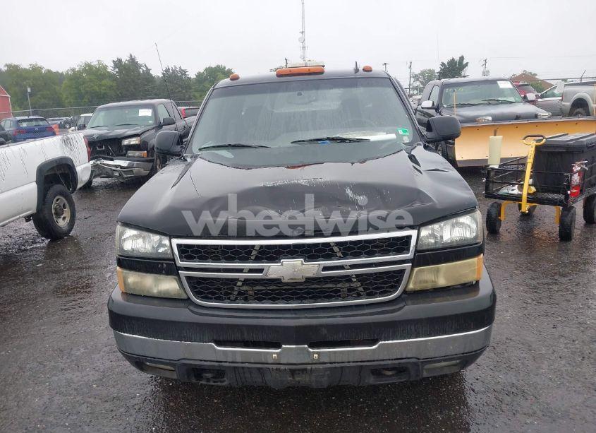 Photo 12 of 2007 Chevrolet Silverado 2500HD CLASSIC LT1 (VIN 1GCHK29D17E165843)