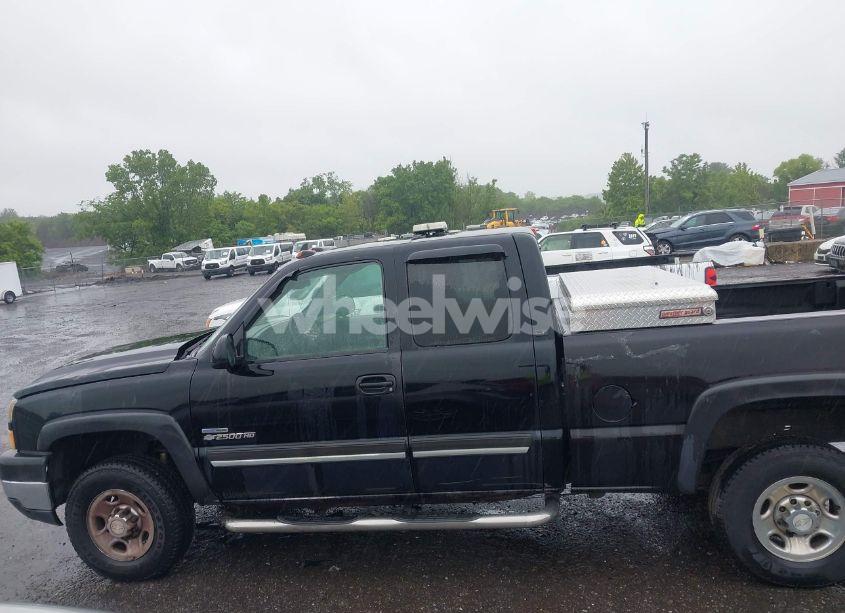 Photo 14 of 2007 Chevrolet Silverado 2500HD CLASSIC LT1 (VIN 1GCHK29D17E165843)