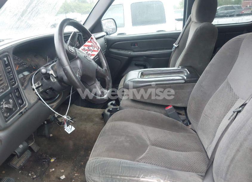 Photo 5 of 2007 Chevrolet Silverado 2500HD CLASSIC LT1 (VIN 1GCHK29D17E165843)