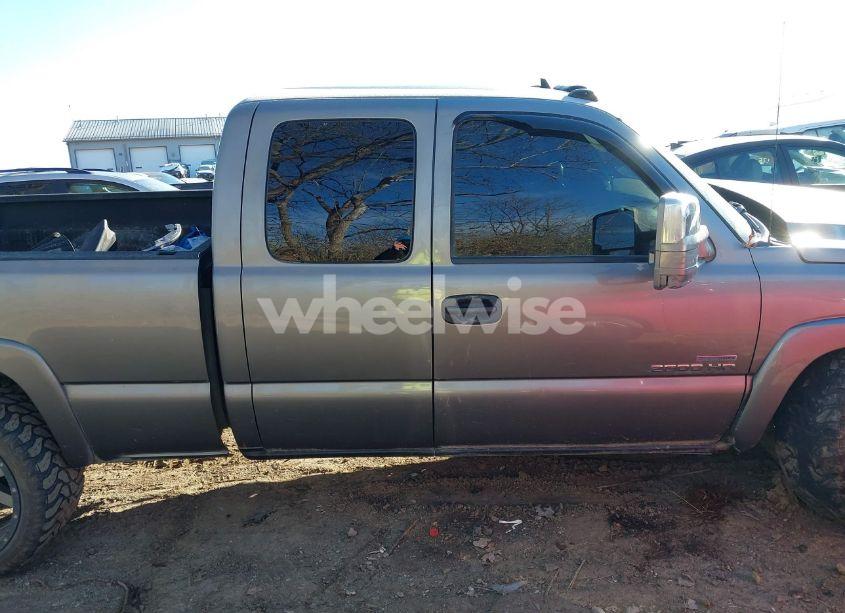 Photo 13 of 2006 Chevrolet Silverado 2500HD LT2 (VIN 1GCHK29D66E255102)