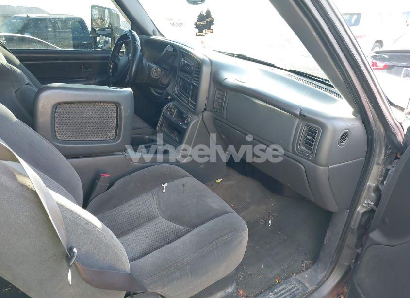 Photo 5 of 2006 Chevrolet Silverado 2500HD LT2 (VIN 1GCHK29D66E255102)