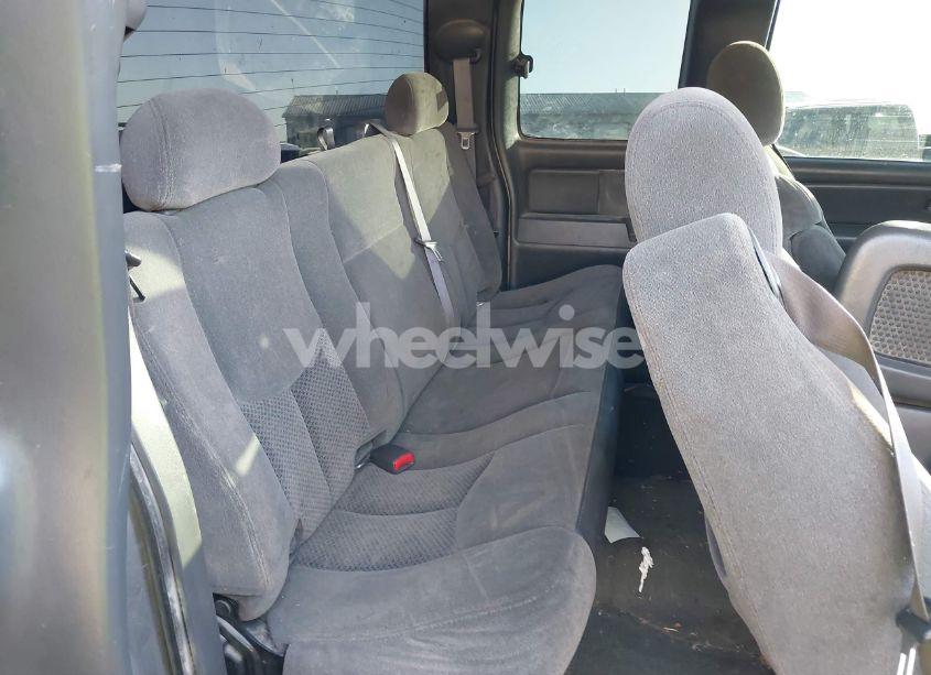 Photo 8 of 2006 Chevrolet Silverado 2500HD LT2 (VIN 1GCHK29D66E255102)