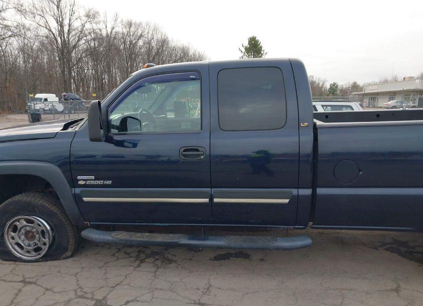 Photo 14 of 2006 Chevrolet Silverado 2500HD LT1 (VIN 1GCHK29D66E287323)