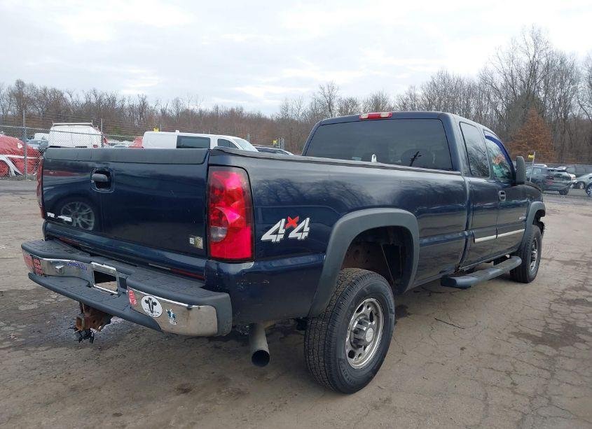 Photo 4 of 2006 Chevrolet Silverado 2500HD LT1 (VIN 1GCHK29D66E287323)