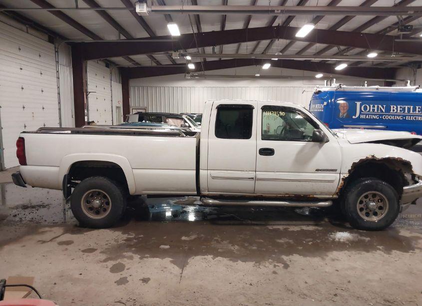 Photo 13 of 2005 Chevrolet Silverado 2500HD LS (VIN 1GCHK29G15E109618)