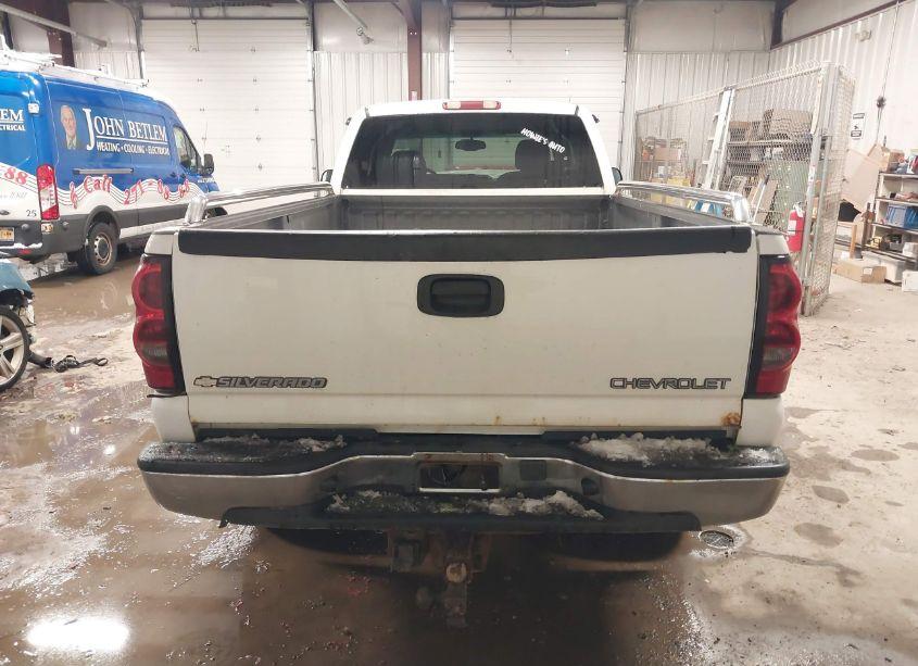 Photo 16 of 2005 Chevrolet Silverado 2500HD LS (VIN 1GCHK29G15E109618)