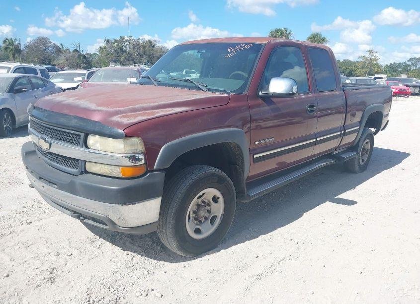 Photo 2 of 2002 Chevrolet Silverado 2500HD LS (VIN 1GCHK29G42E102738)