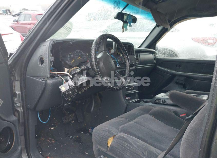 Photo 5 of 2001 Chevrolet Silverado 2500HD LS (VIN 1GCHK29G51E280267)