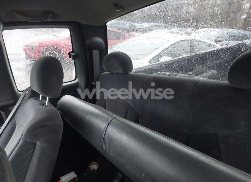 Photo 8 of 2001 Chevrolet Silverado 2500HD LS (VIN 1GCHK29G51E280267)