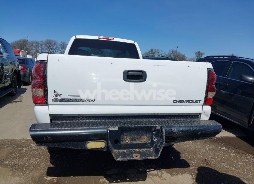 Photo 16 of 2005 Chevrolet Silverado 2500HD LS (VIN 1GCHK29G65E158233)