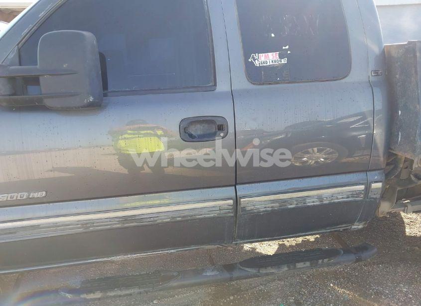 Photo 6 of 2001 Chevrolet Silverado 2500HD LT (VIN 1GCHK29G91E270888)