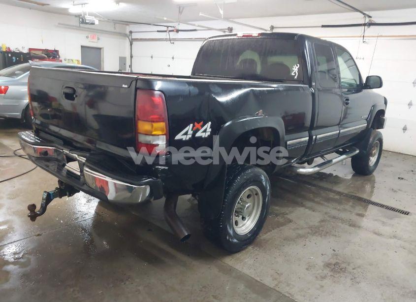 Photo 4 of 2001 Chevrolet Silverado 2500HD LS (VIN 1GCHK29GX1E199698)