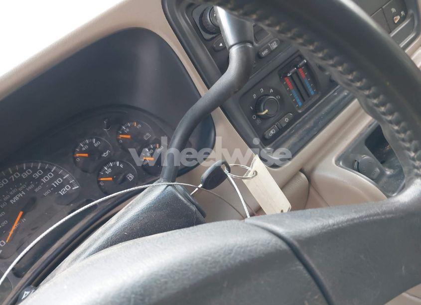 Photo 11 of 2003 Chevrolet Silverado 2500HD LS/LT (VIN 1GCHK29GX3E178174)