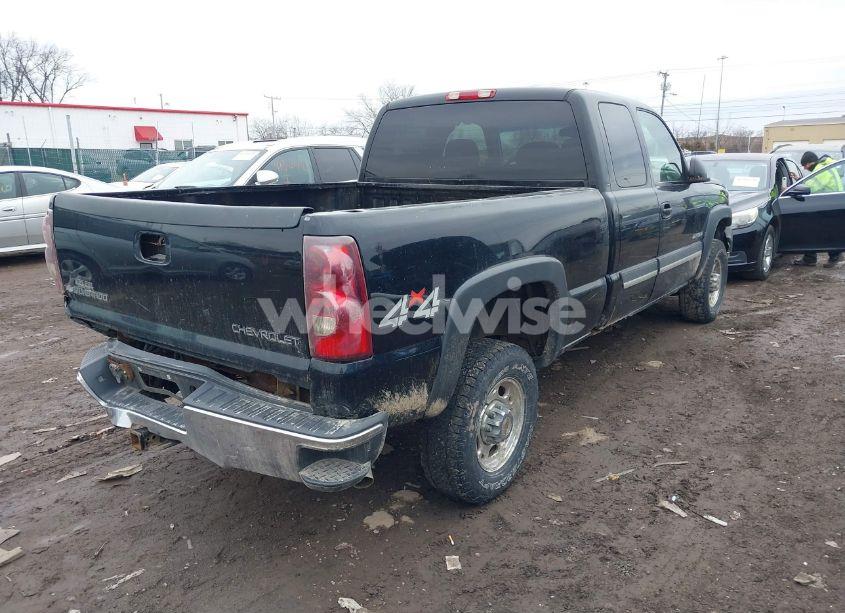 Photo 4 of 2003 Chevrolet Silverado 2500HD LS/LT (VIN 1GCHK29GX3E178174)