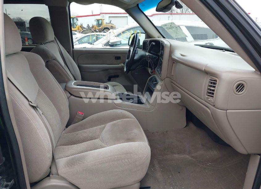 Photo 5 of 2003 Chevrolet Silverado 2500HD LS/LT (VIN 1GCHK29GX3E178174)