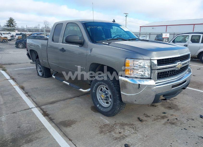 2007 Chevrolet Silverado 2500HD LT1 (VIN 1GCHK29K27E522123) main photo